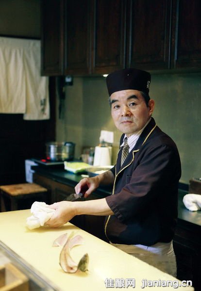 日本海鲜美食节目_海鲜美食图片_洞头海鲜美食街